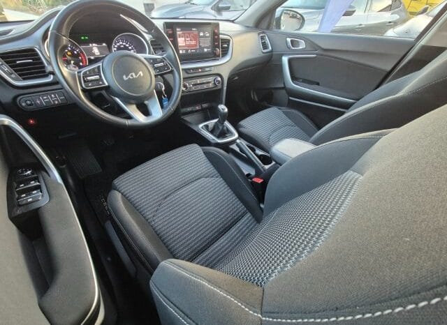 
								Kia XCEED HIGH TECH completo									