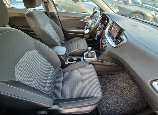 
								Kia XCEED HIGH TECH completo									