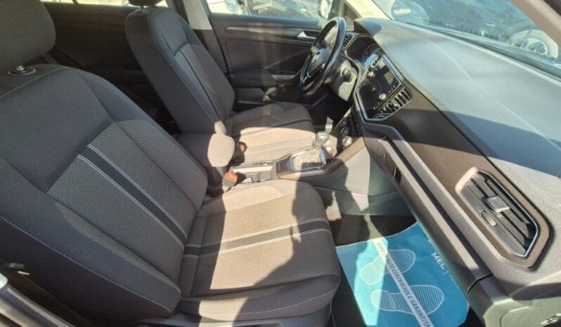 
								Volkswagen T-ROC DSG BUSINESS completo									