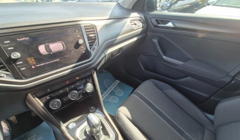 
								Volkswagen T-ROC DSG BUSINESS completo									