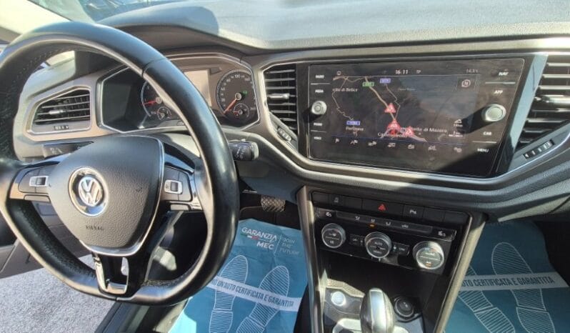 
								Volkswagen T-ROC DSG BUSINESS completo									