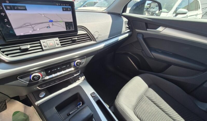 
								Audi Q5 SPB 40 TDI S-TRONIC BUSINESS ADVANCED completo									