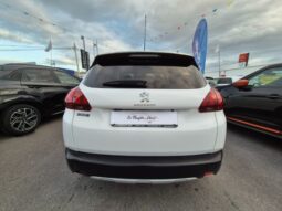 
										Peugeot 2008 ALLURE (GRIP CONTROL) completo									