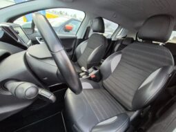 
										Peugeot 2008 ALLURE (GRIP CONTROL) completo									