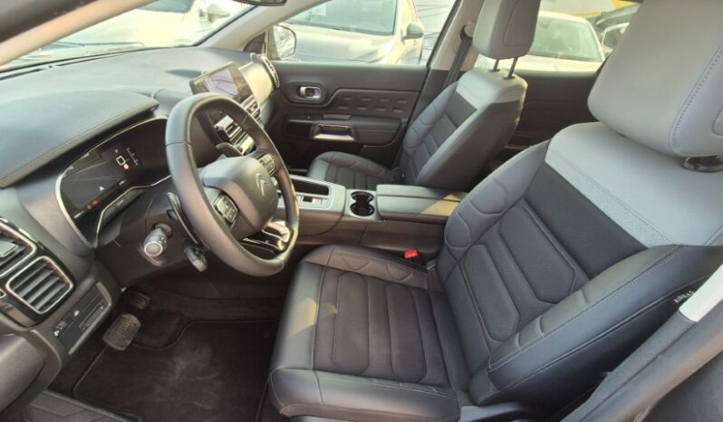 
								Citroen C5 AIRCROSS EAT8 MAX B-COLOR completo									