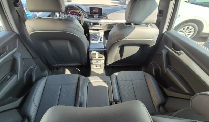 
								Audi Q5 QUATTRO 40 TDI S-LINE PLUS completo									