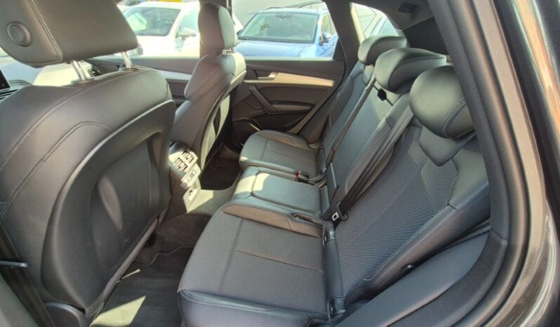 
								Audi Q5 QUATTRO 40 TDI S-LINE PLUS completo									