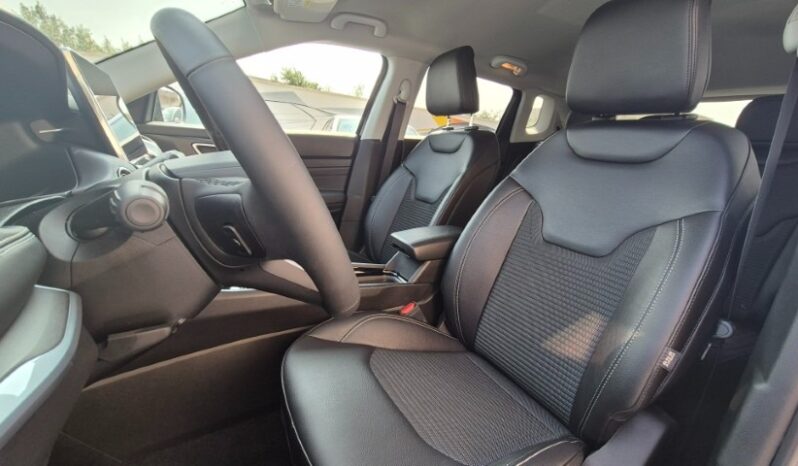 
								Jeep COMPASS LIMITED NEW PARCH PACK completo									