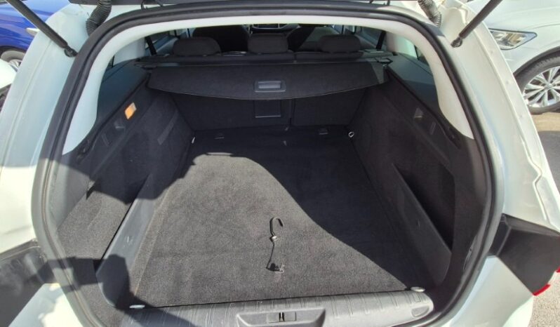 
								Peugeot 308 SW E-HDI BUSINESS completo									