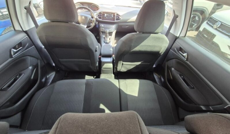 
								Peugeot 308 SW E-HDI BUSINESS completo									