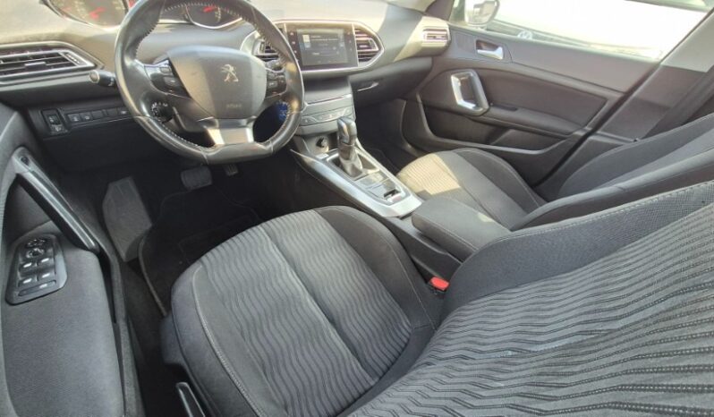 
								Peugeot 308 SW E-HDI BUSINESS completo									
