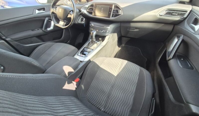 
								Peugeot 308 SW E-HDI BUSINESS completo									