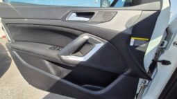
										Peugeot 308 SW E-HDI BUSINESS completo									