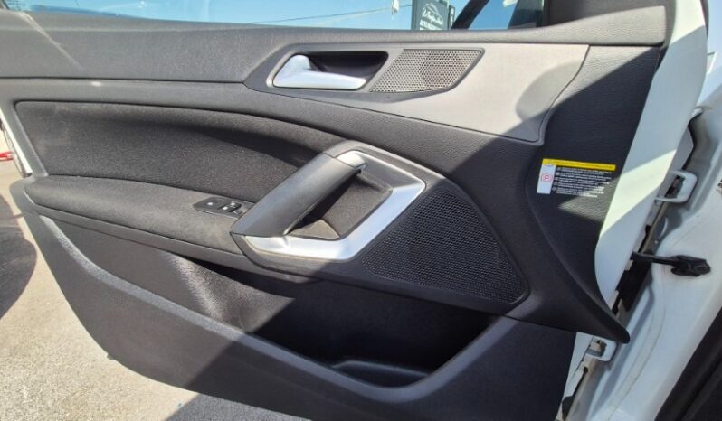 
								Peugeot 308 SW E-HDI BUSINESS completo									