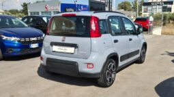 
										Fiat panda HYBRID CITY LIFE completo									