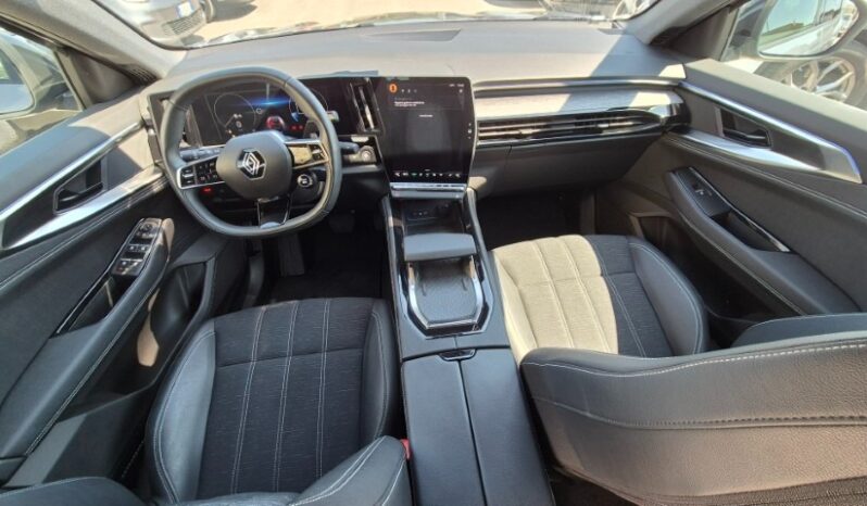 
								Renault AUSTRAL MILD HYBRID AUTO TECHNO ESPRIT ALPINE completo									