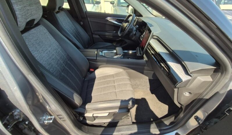
								Renault AUSTRAL MILD HYBRID AUTO TECHNO ESPRIT ALPINE completo									