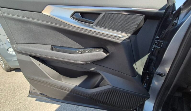 
								Renault AUSTRAL MILD HYBRID AUTO TECHNO ESPRIT ALPINE completo									