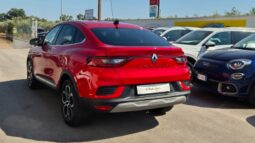 
										Renault ARKANA EDC TECHNO completo									