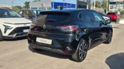
										Renault CLIO TECHNO completo									