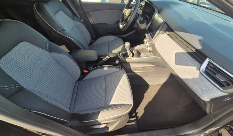 
								Renault CLIO TECHNO completo									