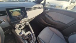 
										Renault CLIO TECHNO completo									