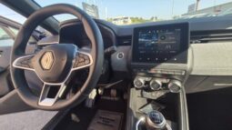 
										Renault CLIO TECHNO completo									