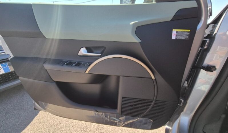 
								NEW LANCIA YPSILON E-DCT HYBRID completo									