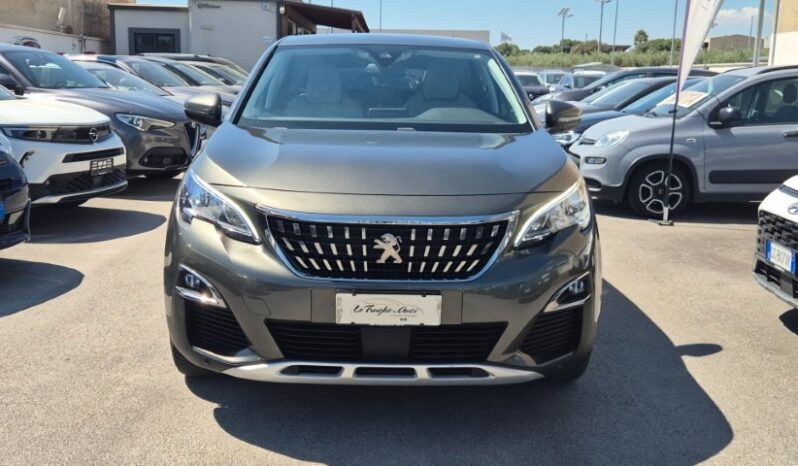 
								Peugeot 3008 EAT8 ALLURE completo									