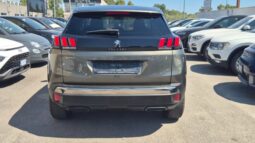 
										Peugeot 3008 EAT8 ALLURE completo									