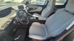 
										Peugeot 3008 EAT8 ALLURE completo									
