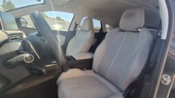 
										Peugeot 3008 EAT8 ALLURE completo									