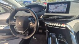 
										Peugeot 3008 EAT8 ALLURE completo									