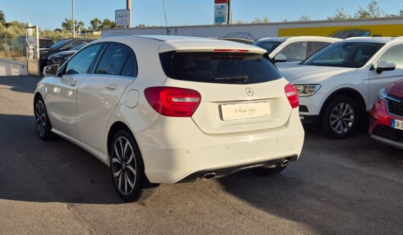 
								Mercedes A180 CDI AUT. PREMIUM completo									