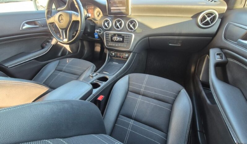 
								Mercedes A180 CDI AUT. PREMIUM completo									