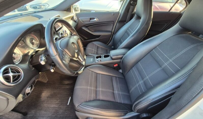 
								Mercedes A180 CDI AUT. PREMIUM completo									