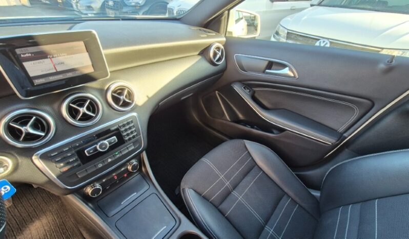 
								Mercedes A180 CDI AUT. PREMIUM completo									