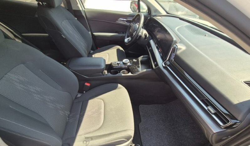 
								Kia SPORTAGE MHEV DCT STYLE 2024 completo									