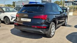 
										Audi Q5 40 TDI QUATTRO MHEV BUSINESS ADV. 2021 completo									