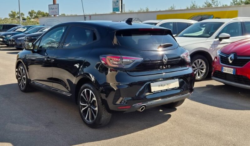 
								Renault CLIO TCE TECHNO 2024 completo									