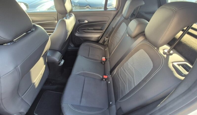 
								Jeep AVENGER SUMMIT 2024 completo									