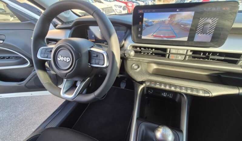 
								Jeep AVENGER SUMMIT 2024 completo									