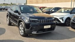 
										Jeep AVENGER ALTITUDE 2024 completo									
