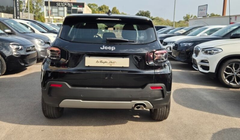 
								Jeep AVENGER ALTITUDE 2024 completo									