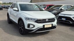 
										Volkswagen T-ROC TSI LIFE 2023 completo									