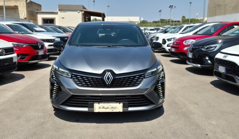 
								Renault CLIO TCE TECHNO 2024 completo									
