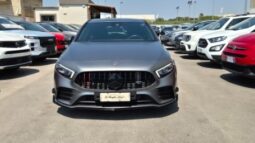 
										Mercedes A35 AMG 4MATIC 2022 completo									