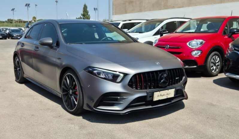 
								Mercedes A35 AMG 4MATIC 2022 completo									