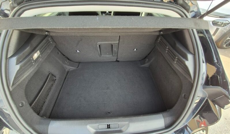 
								Peugeot 308 ALLURE PACK 2024 completo									