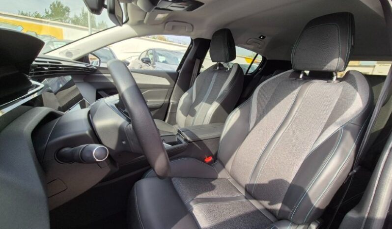 
								Peugeot 308 ALLURE PACK 2024 completo									